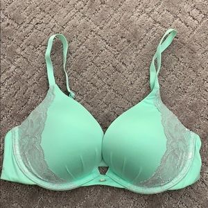 Fabulous by Victoria’s Secret bra NWOT